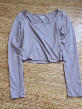Hollister Dusty Mauve Long-Sleeve Scoop Crop Top